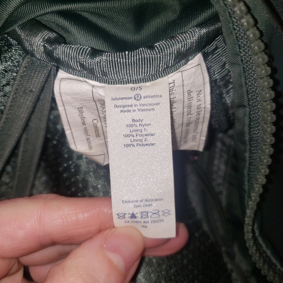 Lululemon Go Lightly Bag 12L - Picture 3 of 16